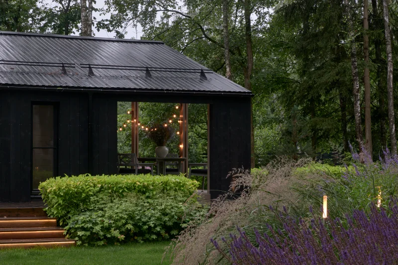 HAUS IM WALD