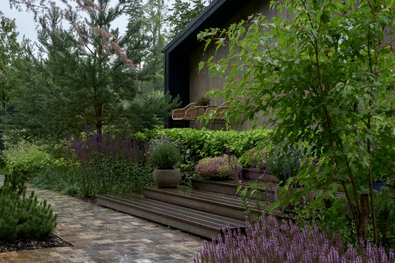 HAUS IM WALD