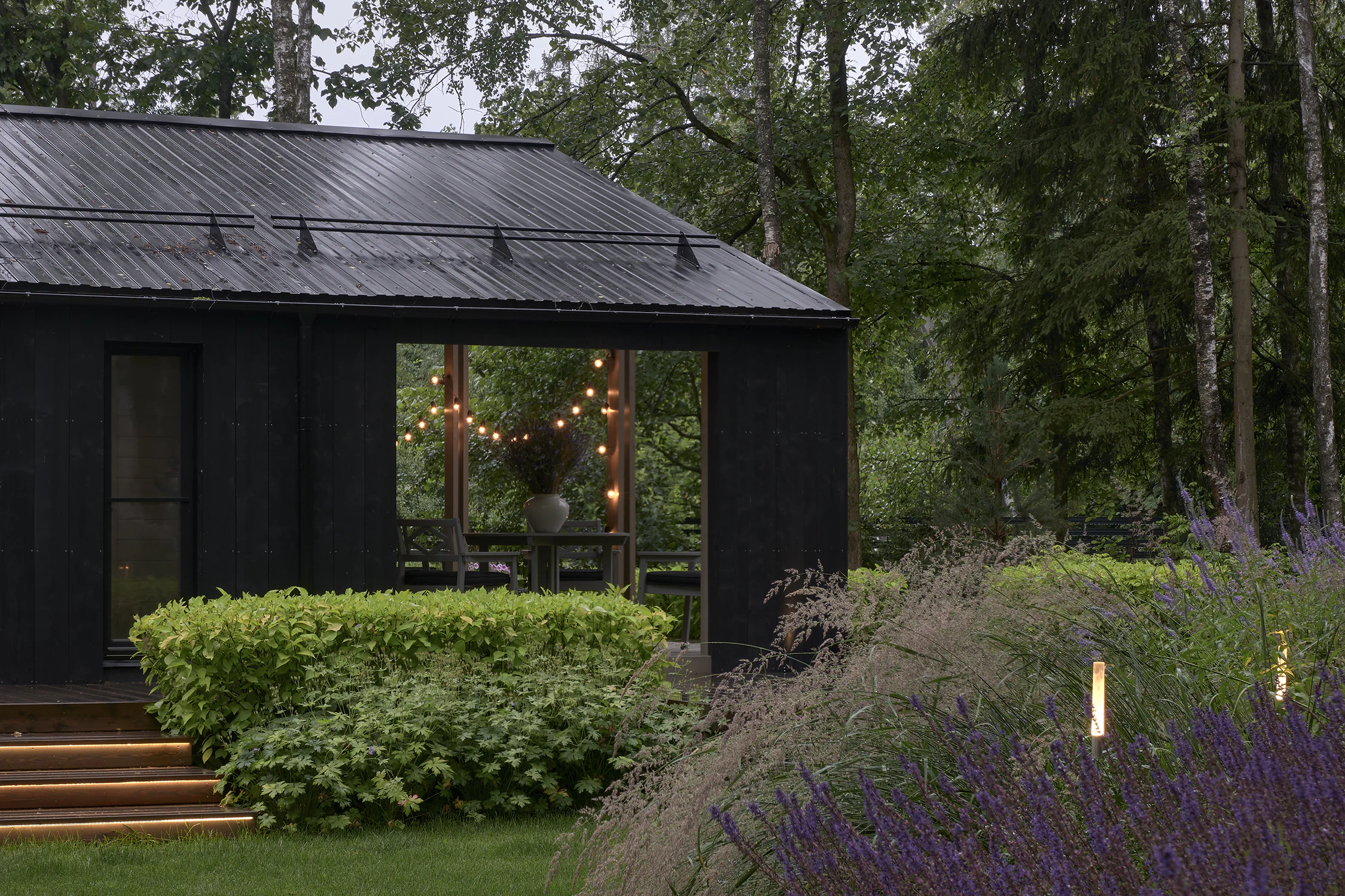 HAUS IM WALD
